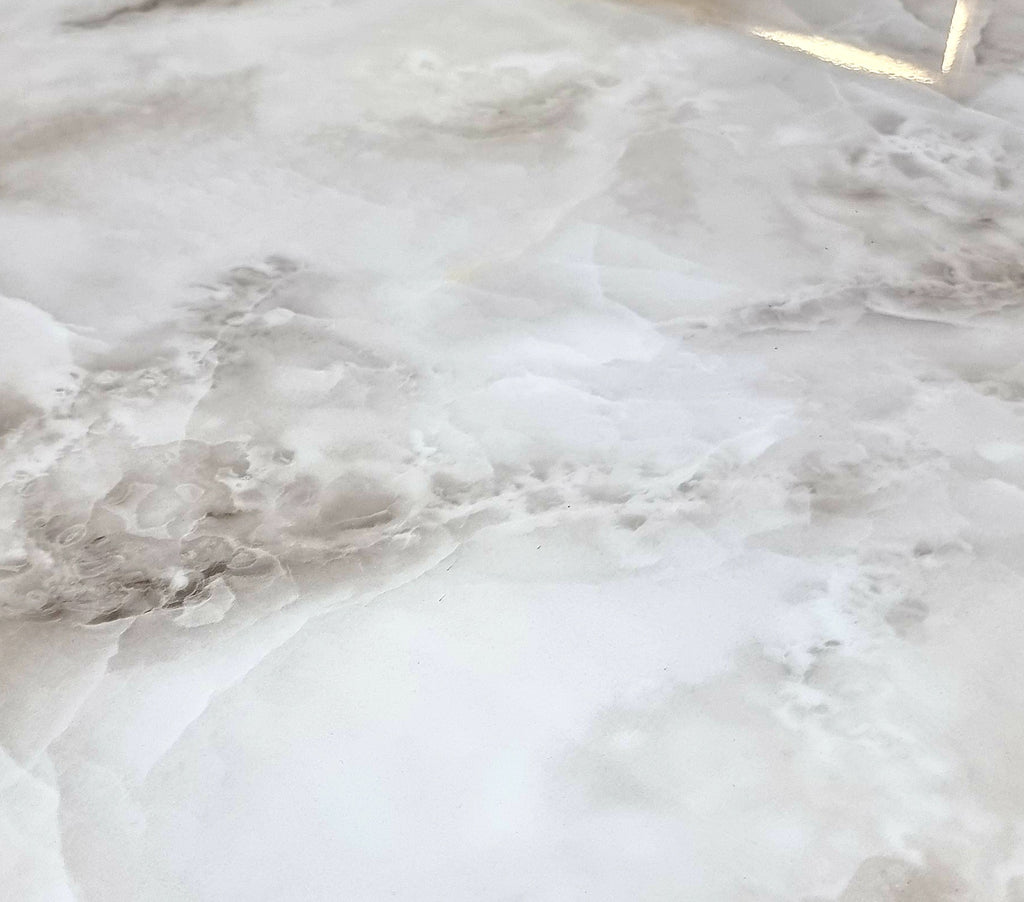 Table à manger baroque marbre doré