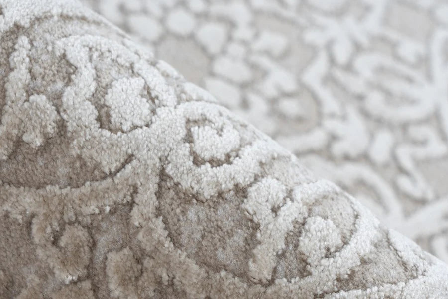 Tapis pierre Cardin taupe